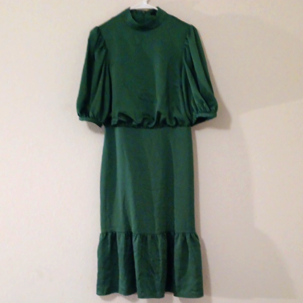 Ann Taylor Elegant Green Dress